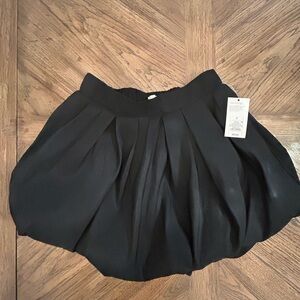 Bubble Elegant Black Pleated Skirt